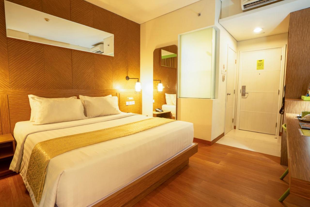 Maxonehotels.Com At Vivo Palembang Luaran gambar