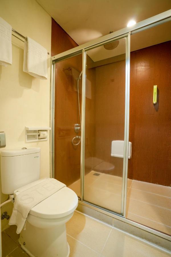 Maxonehotels.Com At Vivo Palembang Luaran gambar