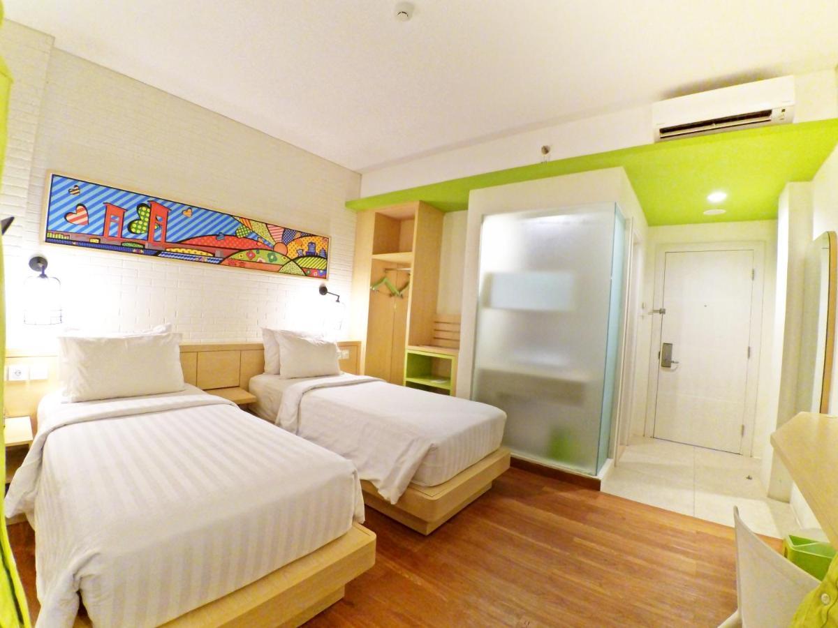 Maxonehotels.Com At Vivo Palembang Luaran gambar