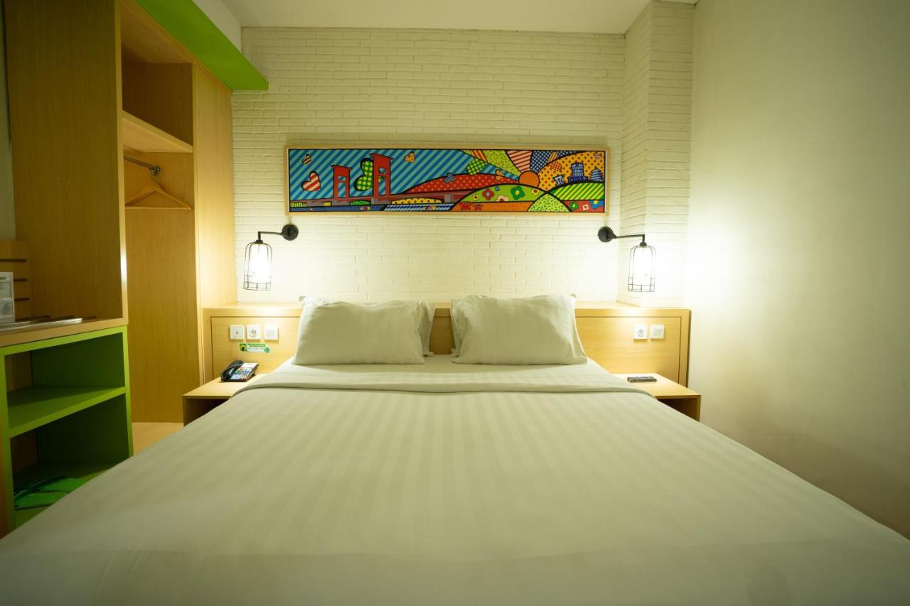 Maxonehotels.Com At Vivo Palembang Luaran gambar