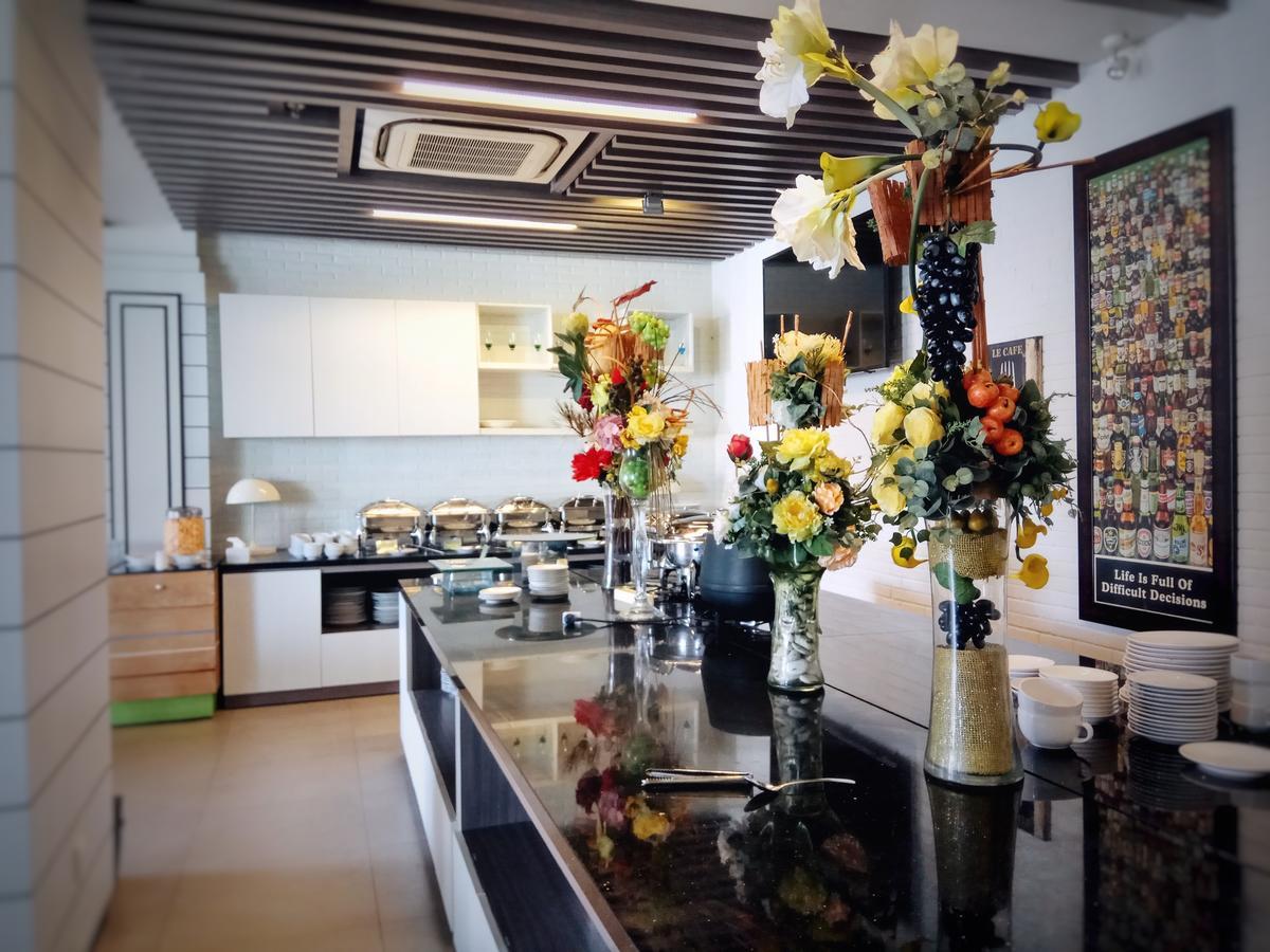 Maxonehotels.Com At Vivo Palembang Bilik gambar