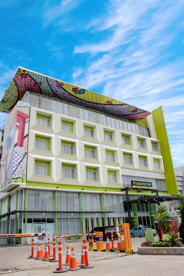Maxonehotels.Com At Vivo Palembang Luaran gambar
