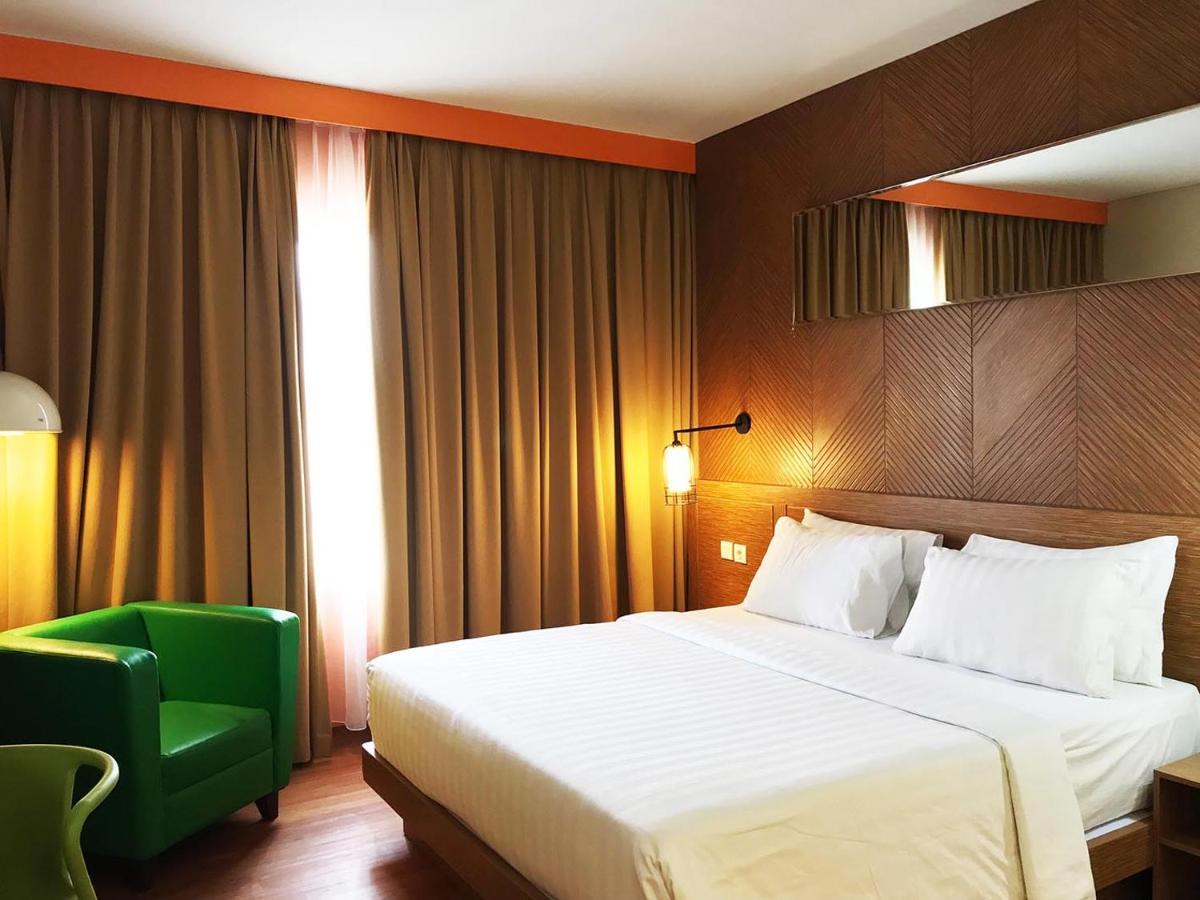 Maxonehotels.Com At Vivo Palembang Luaran gambar