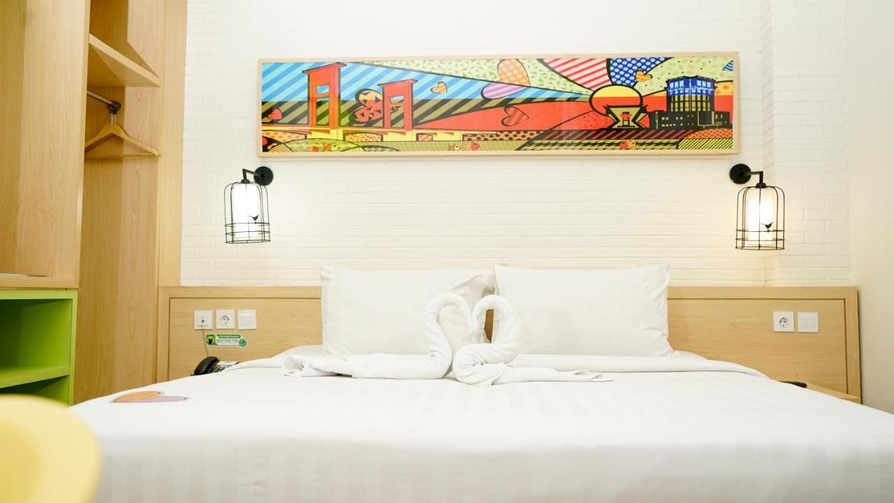 Maxonehotels.Com At Vivo Palembang Luaran gambar